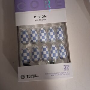 Blue and White Checkered Press-On Nails